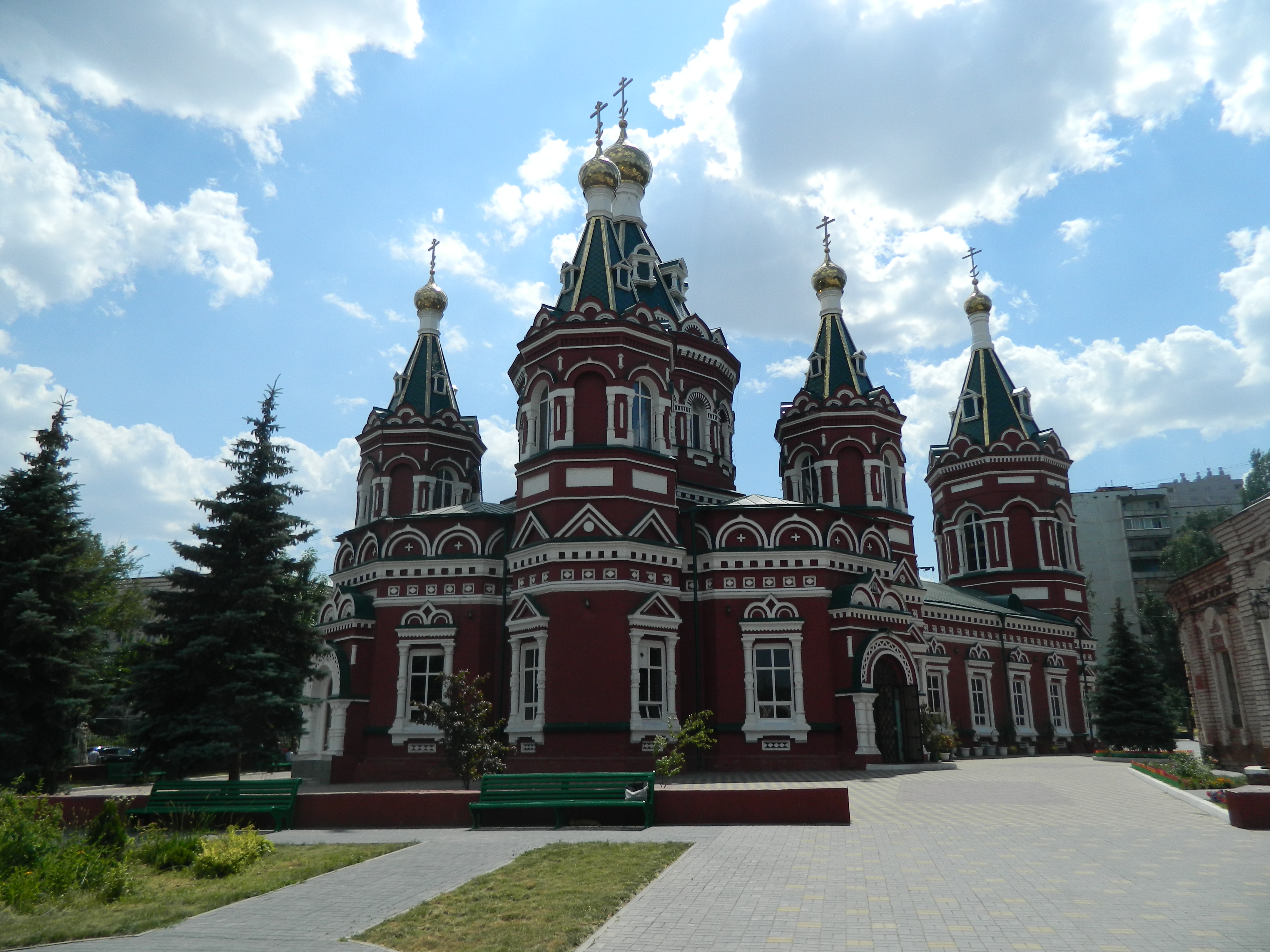 Казанский кафедральный собор в Волгограде, напротив которого был казнён Саша Филиппов
