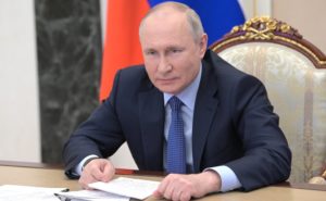 Путин проголосовал на выборах в Госдуму