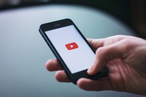 Депутат Немкин опроверг слухи о принудительной блокировке YouTube в России