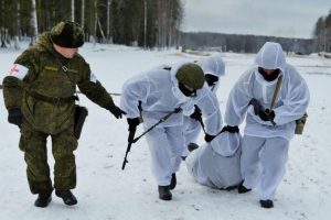 Врач Эдигер раскрыл лайфхаки, как избежать обморожения и оказать первую помощь в военных условиях