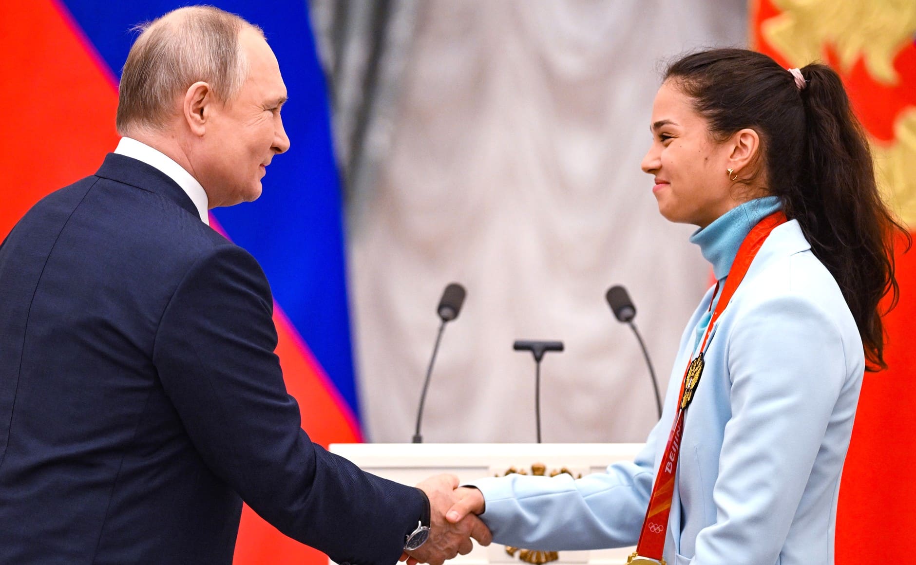 Олимпийская чемпионка лыжница Вероника Степанова